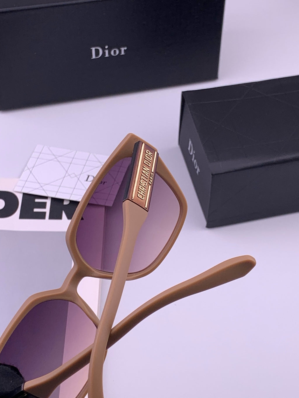 Dior D67706 Fashion Brown Lens Sunglasses for Men & Women - detail image 6