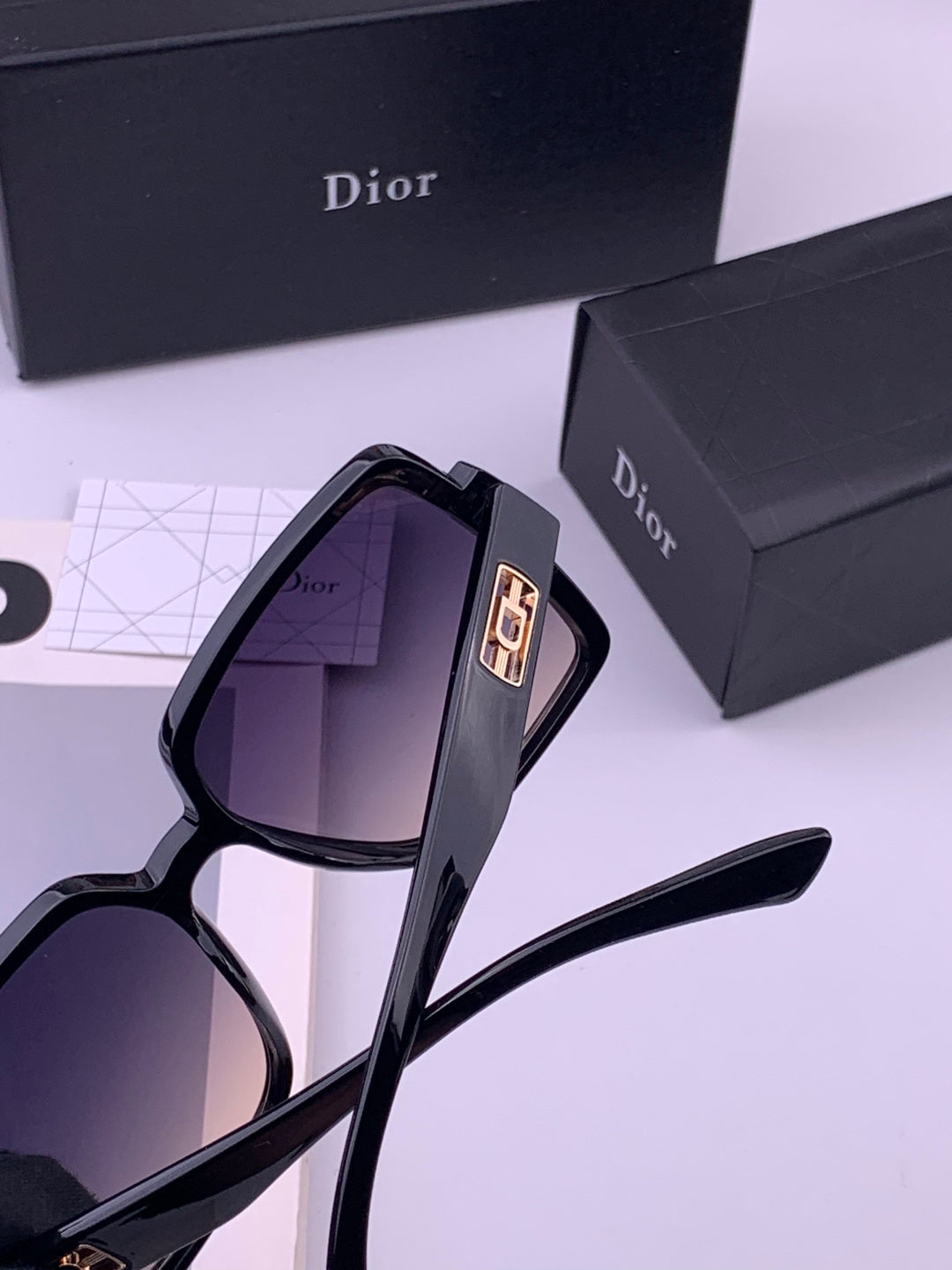 Dior D78000 Fashion Gold Lens Sunglasses for Men & Women - 486794 - detail image 5