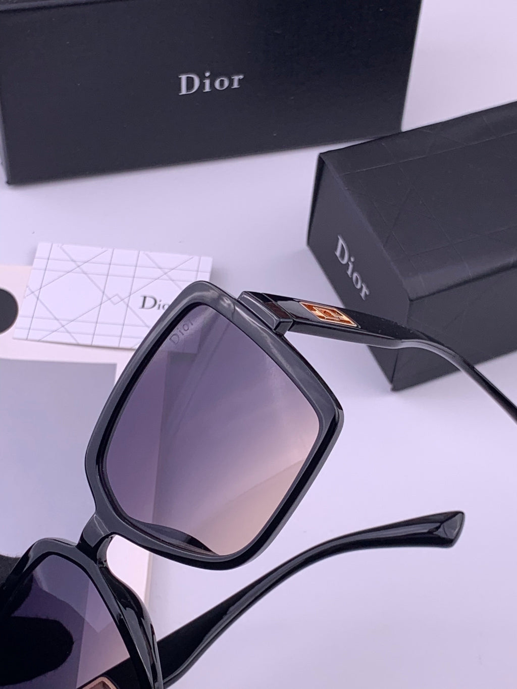 Dior D78000 Fashion Gold Lens Sunglasses for Men & Women - 486794 - detail image 3