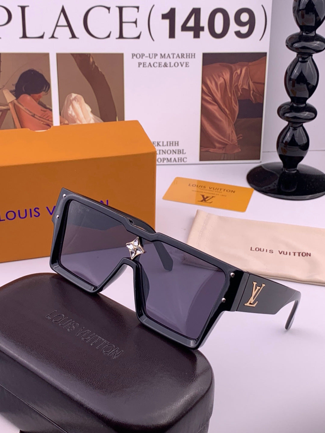 Louis Vuitton L7600 Square Black Lens Sunglasses for Women - 486174 - detail image 2