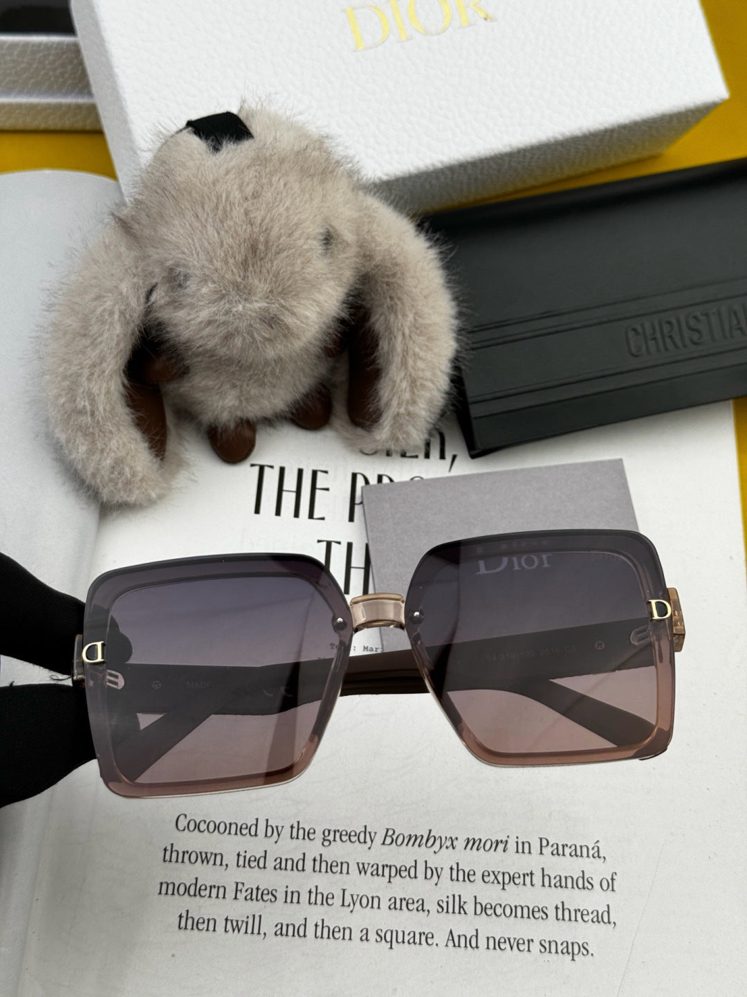 Dior CD6251 Polarized Square Black Lens Sunglasses for Women - detail image 3