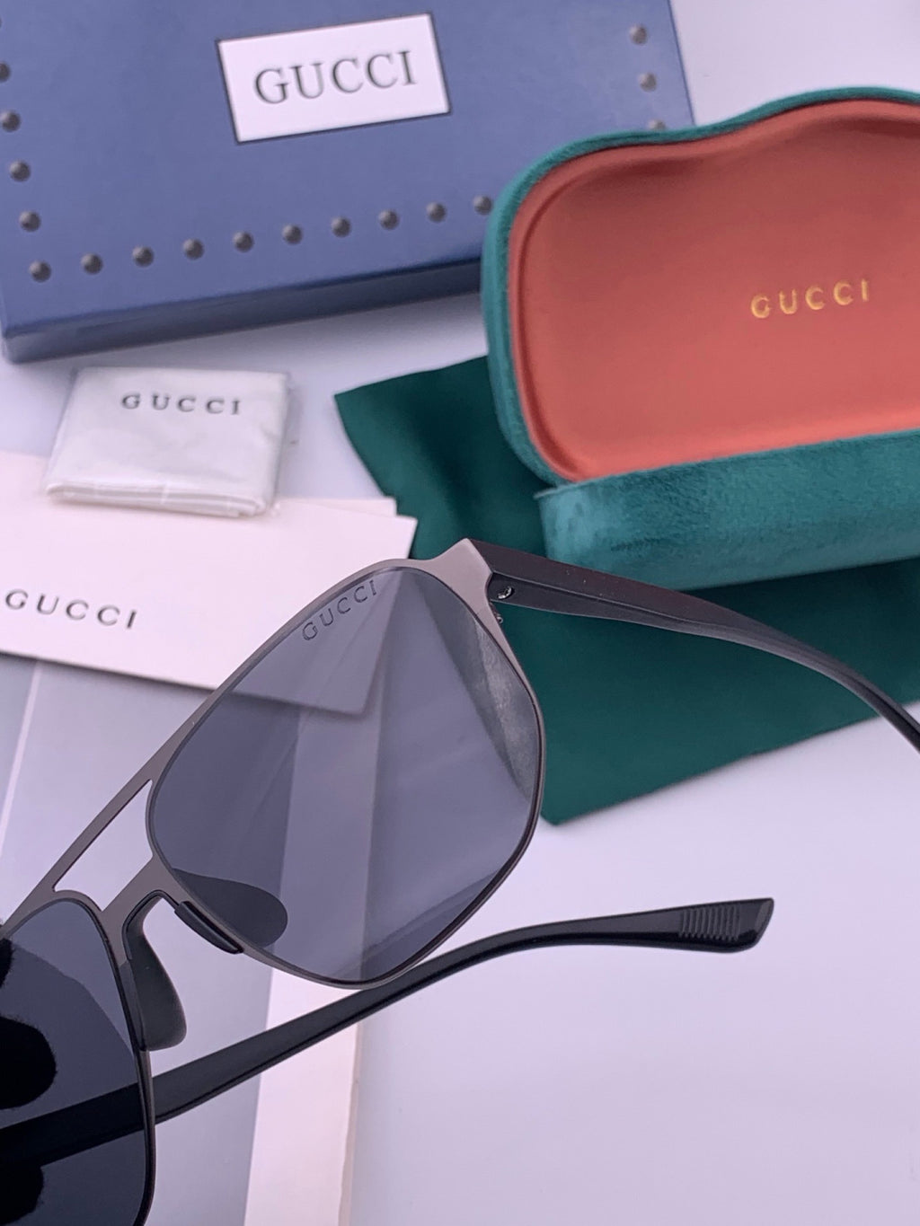 Gucci G2807 Polarized Aviator Brown Lens Sunglasses for Men - detail image 3