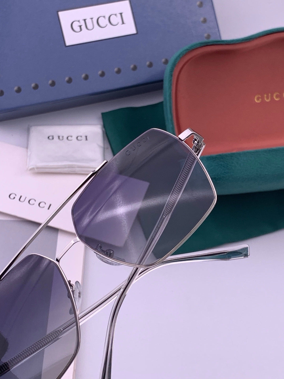 Gucci G5803 Polarized Aviator Black Lens Sunglasses for Men - detail image 4