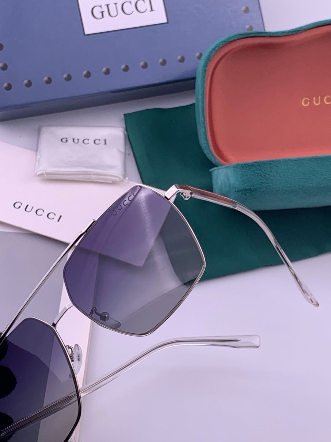 Gucci G5803 Polarized Aviator Black Lens Sunglasses for Men - detail image 3