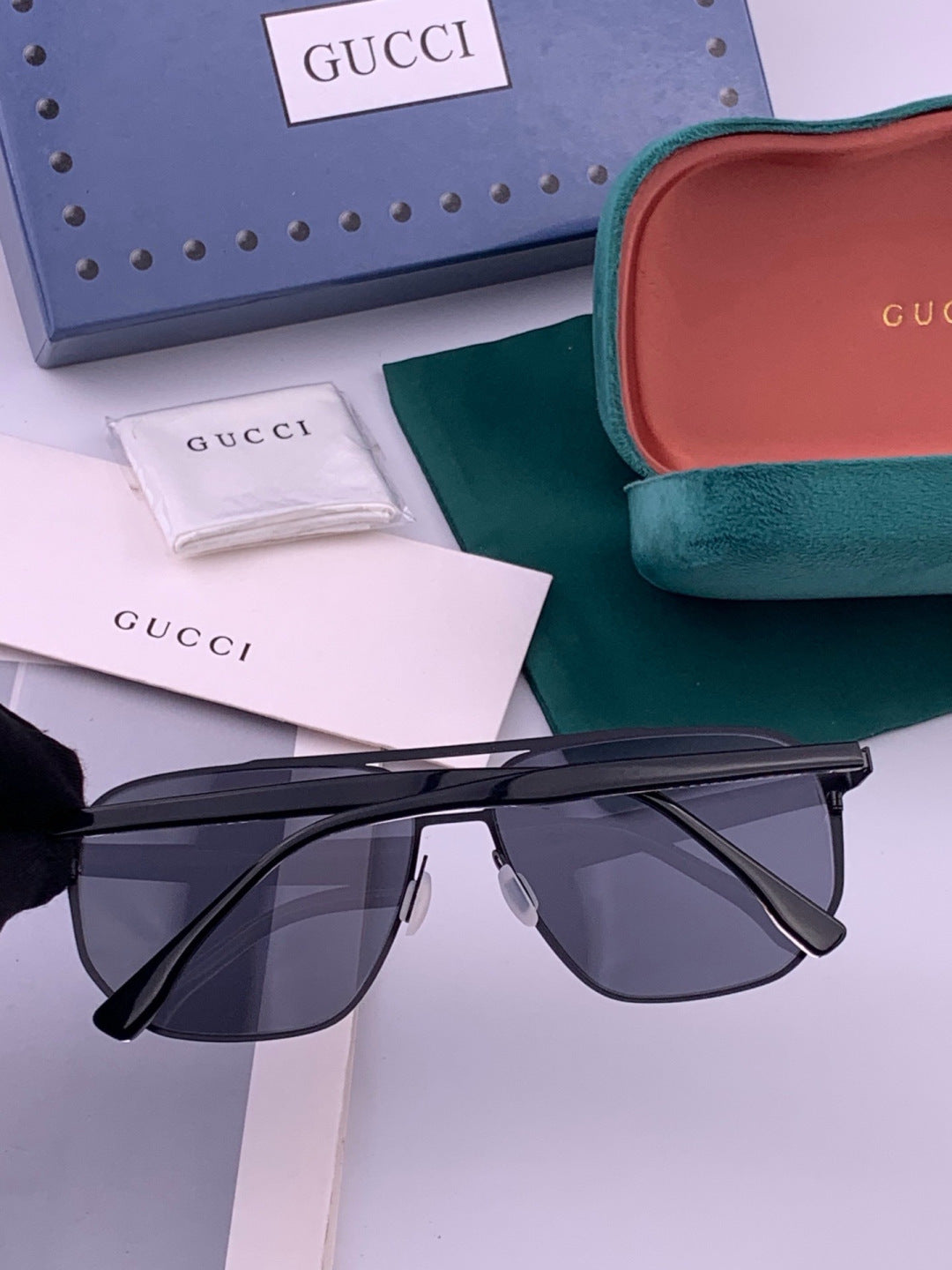 Gucci G3380 Polarized Aviator Gold Lens Sunglasses for Men - detail image 5