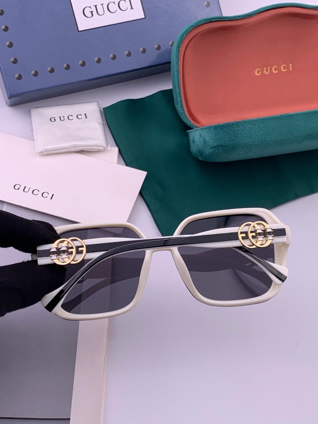 Gucci G0772 Polarized Square Gold Lens Sunglasses for Women - detail image 6