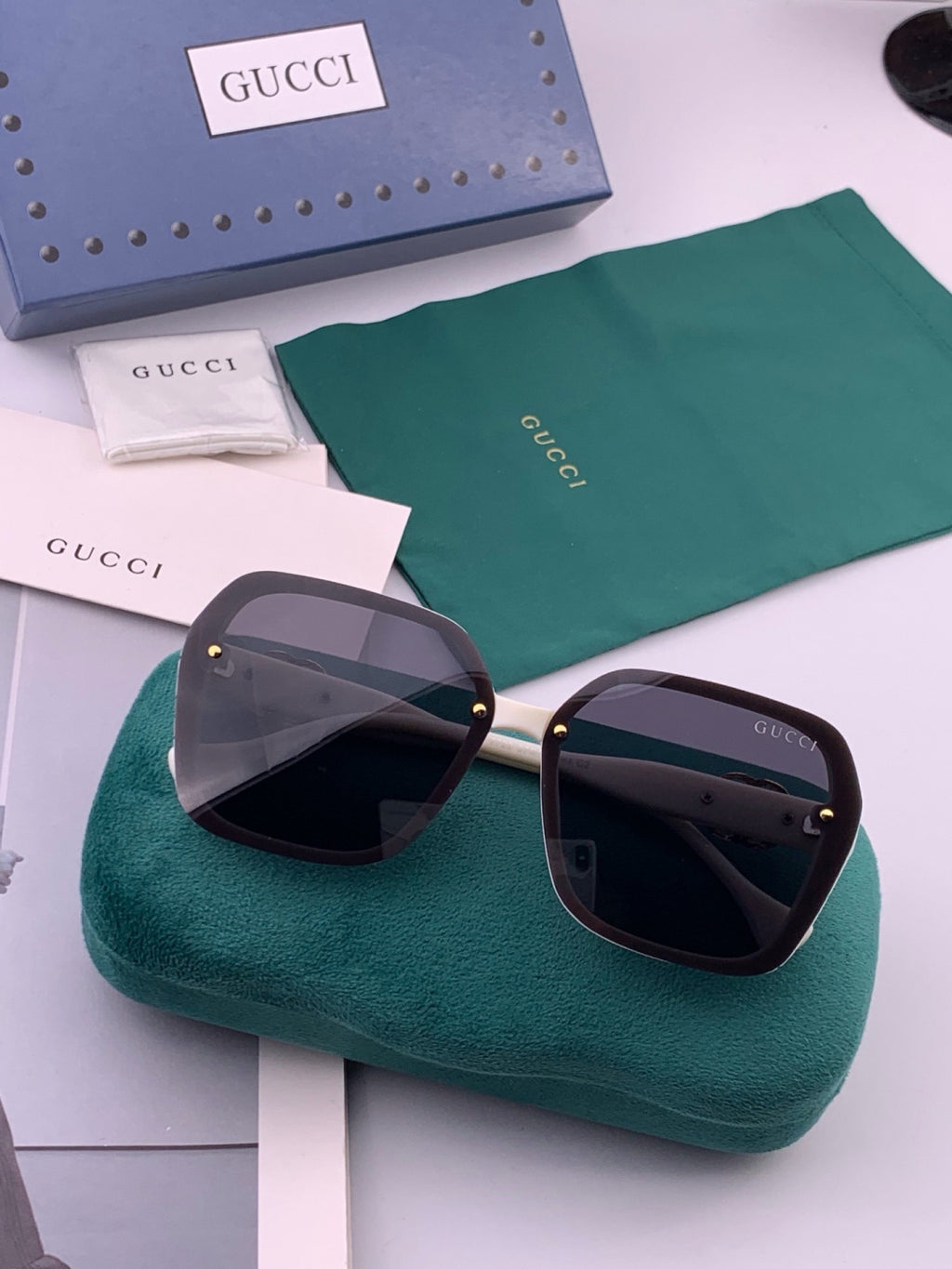 Gucci G0772 Polarized Square Gold Lens Sunglasses for Women - detail image 7