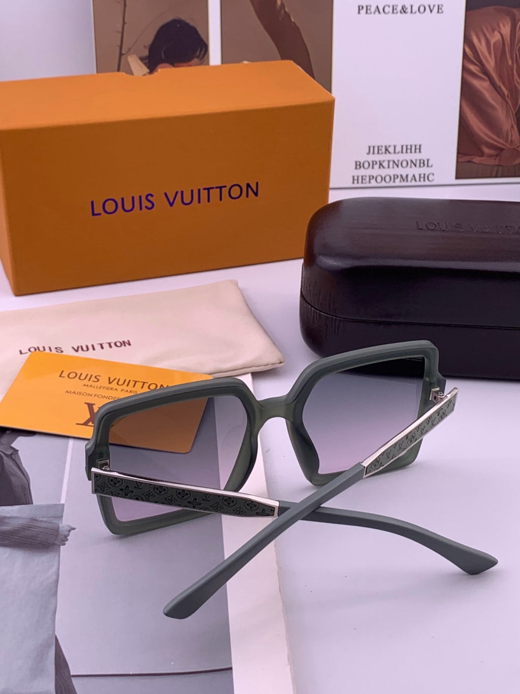 Louis Vuitton L1577 Polarized Square Gray Lens Sunglasses for Men & Women - detail image 7