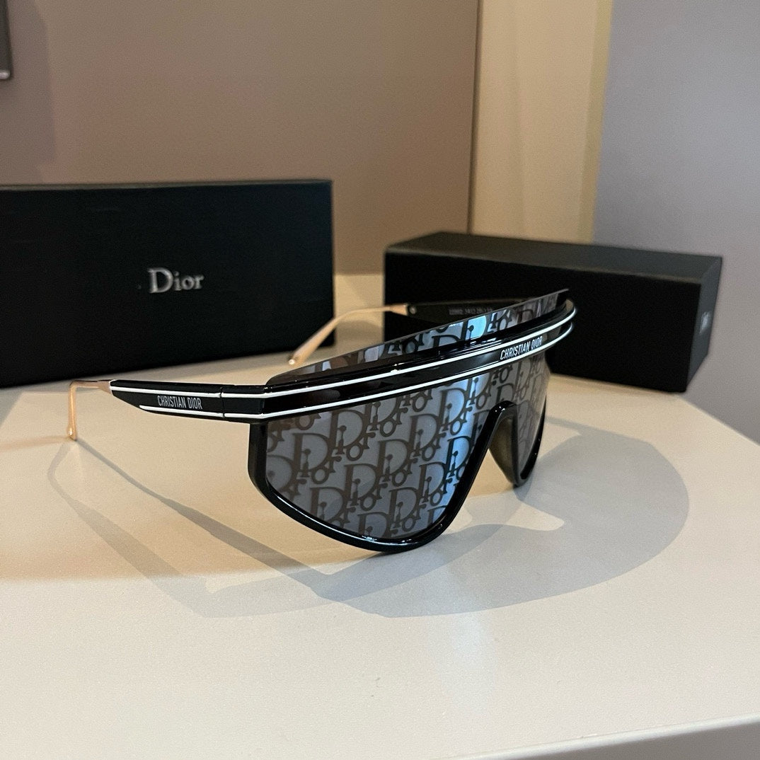 Dior Fashion Black Lens Sunglasses for Men & Women - 431762