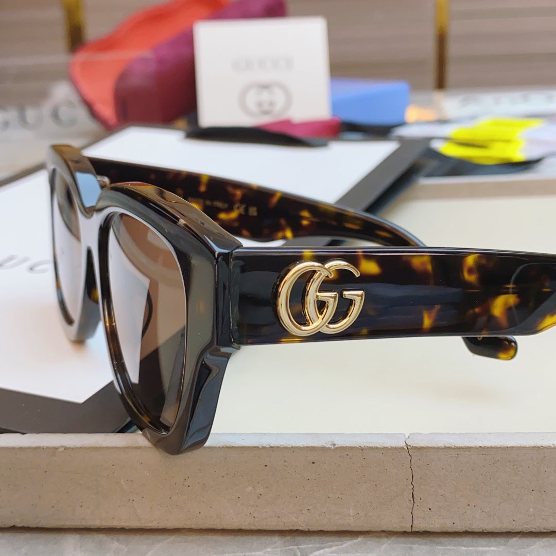 Gucci GG1550SK Fashion Black Lens Sunglasses for Men & Women - detail image 8