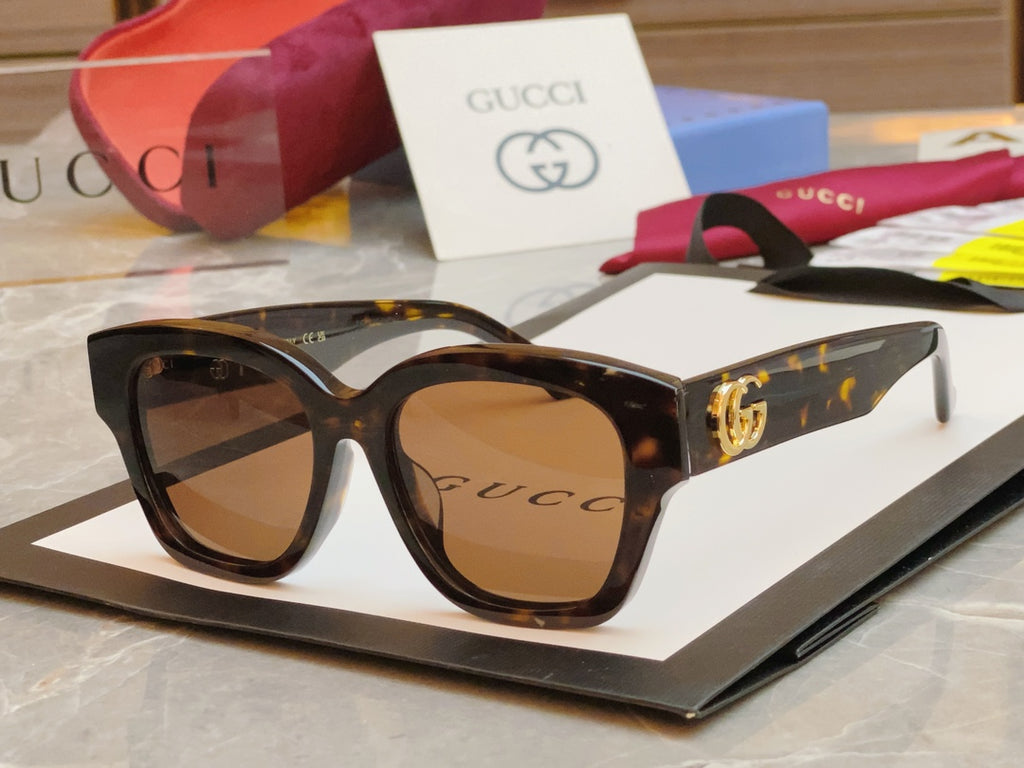 Gucci GG1550SK Fashion Black Lens Sunglasses for Men & Women - detail image 3