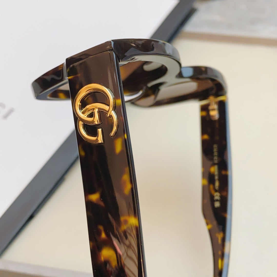 Gucci GG1550SK Fashion Black Lens Sunglasses for Men & Women - detail image 9