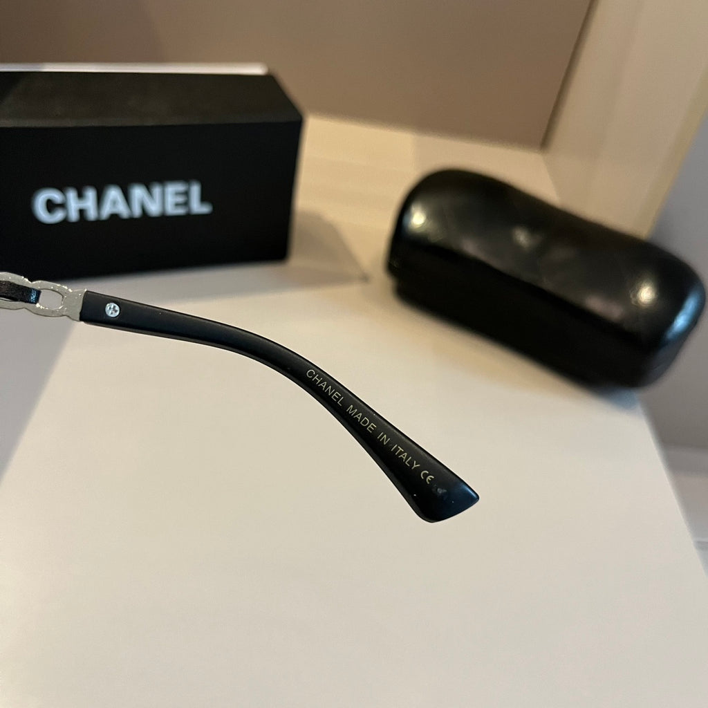 Chanel Oversized Black Lens Sunglasses for Men & Women - 415341 - detail image 4