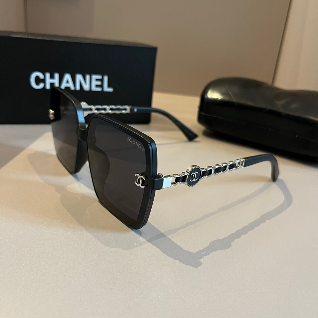 Chanel Oversized Black Lens Sunglasses for Men & Women - 415341 - detail image 2