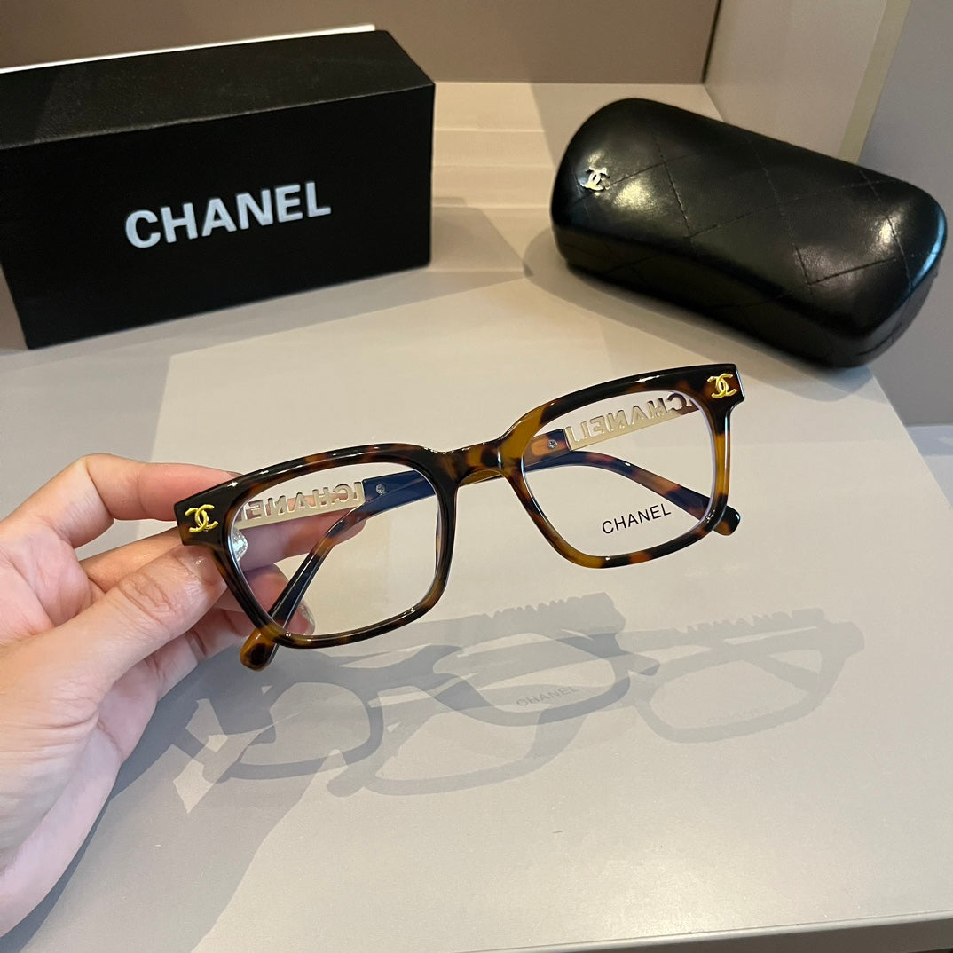 Chanel Oversized Silver Lens Sunglasses for Men & Women - 415340 - detail image 2