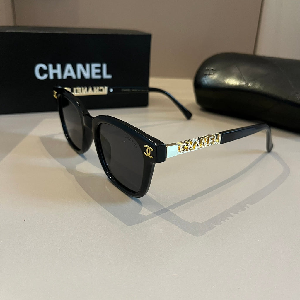 Chanel Oversized Silver Lens Sunglasses for Men & Women - 415338 - detail image 4
