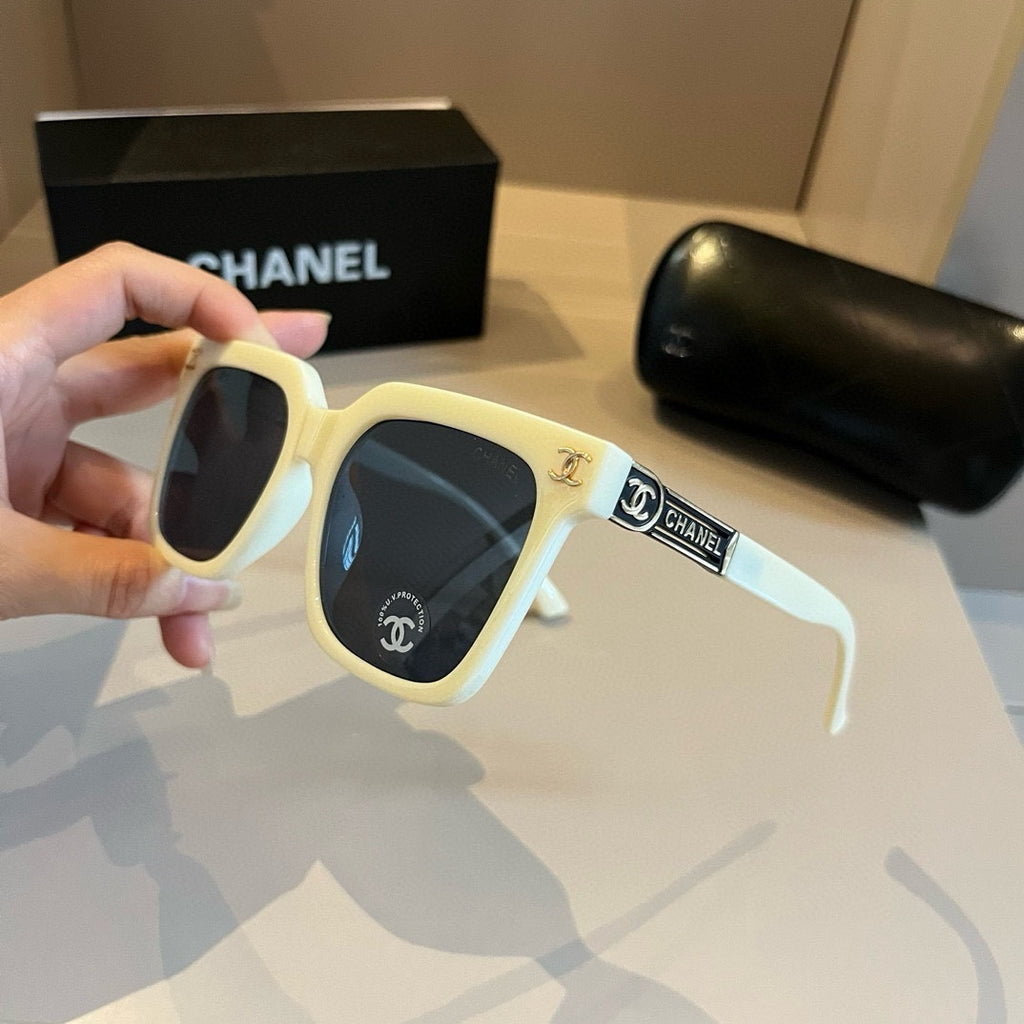 Chanel Square Gold Lens Sunglasses for Men & Women - 415337 - detail image 4
