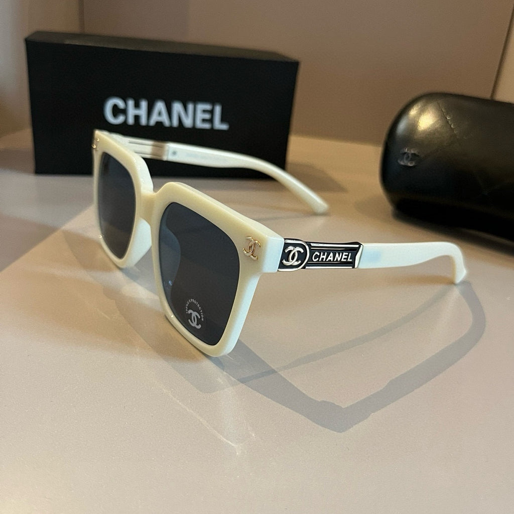 Chanel Square Gold Lens Sunglasses for Men & Women - 415337 - detail image 3