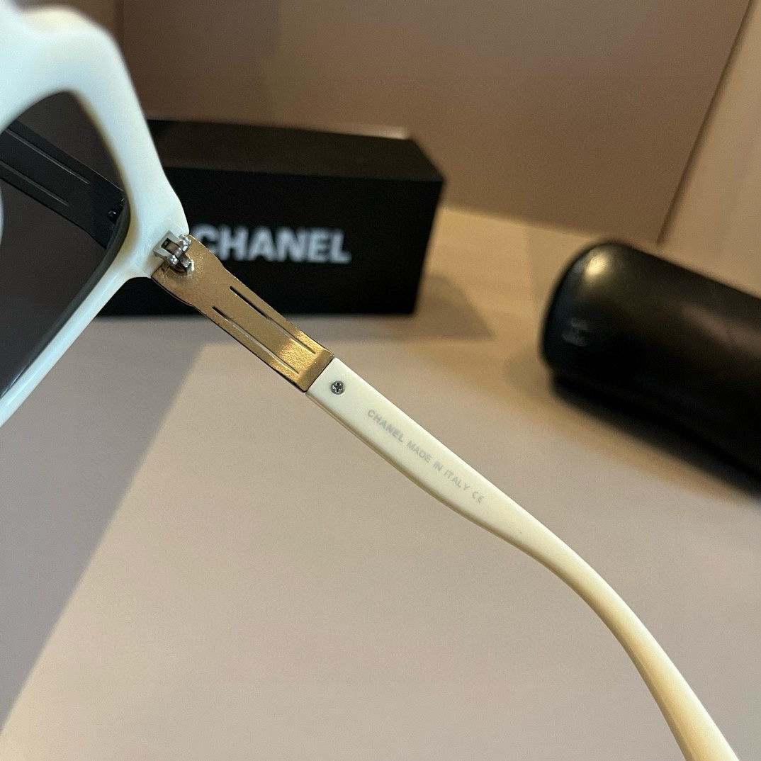 Chanel Square Gold Lens Sunglasses for Men & Women - 415337 - detail image 9