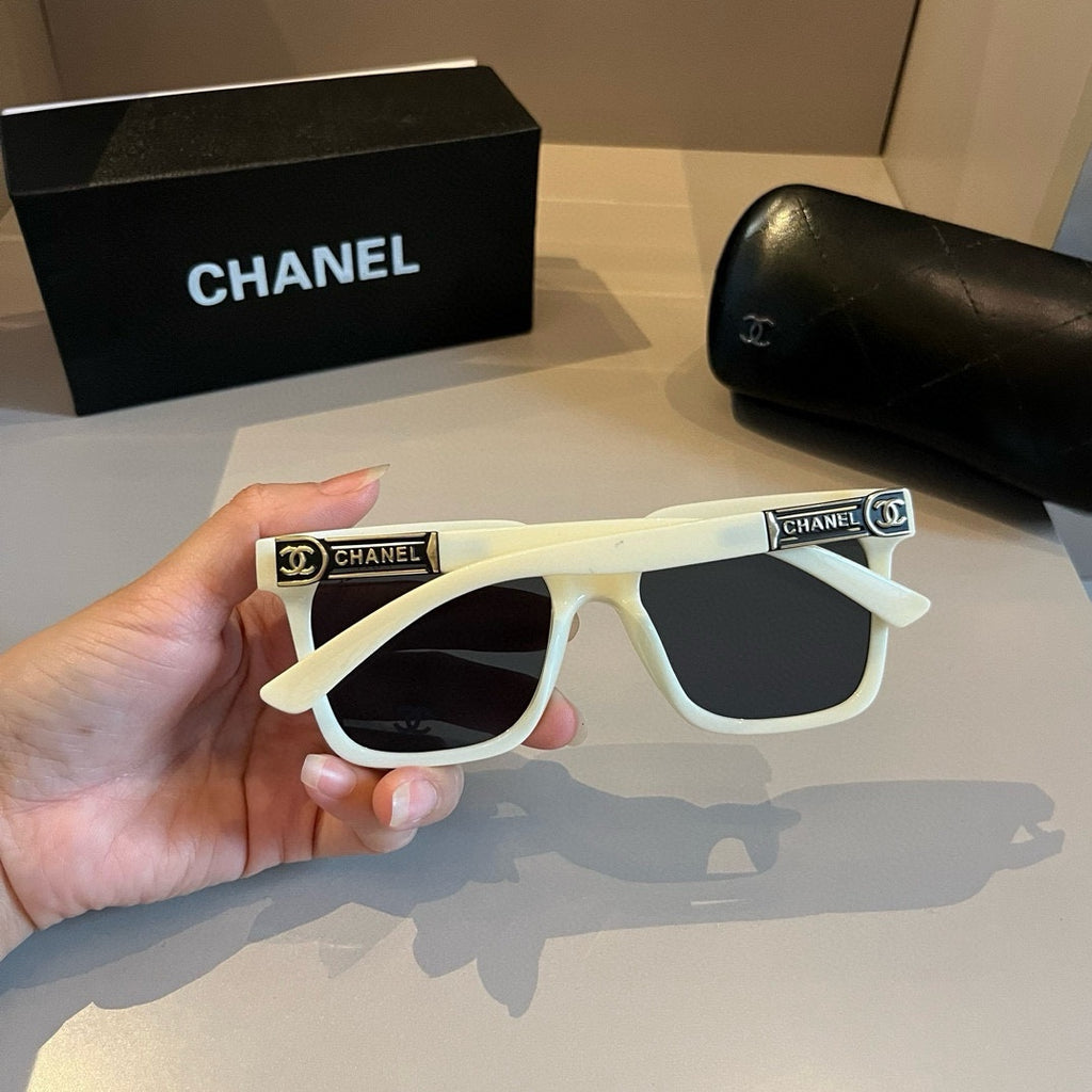 Chanel Square Gold Lens Sunglasses for Men & Women - 415337 - detail image 7