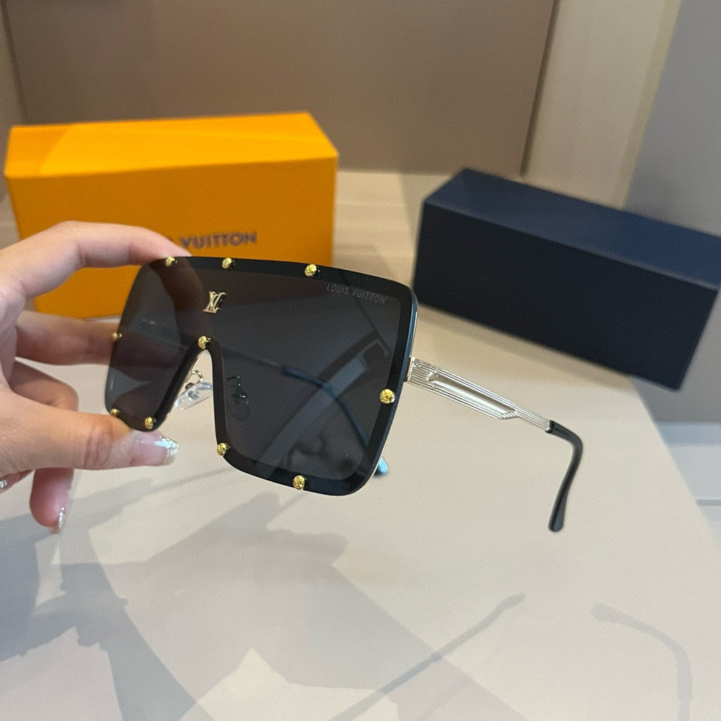 Louis Vuitton Fashion Gold Lens Sunglasses for Men & Women - 997356 - detail image 4