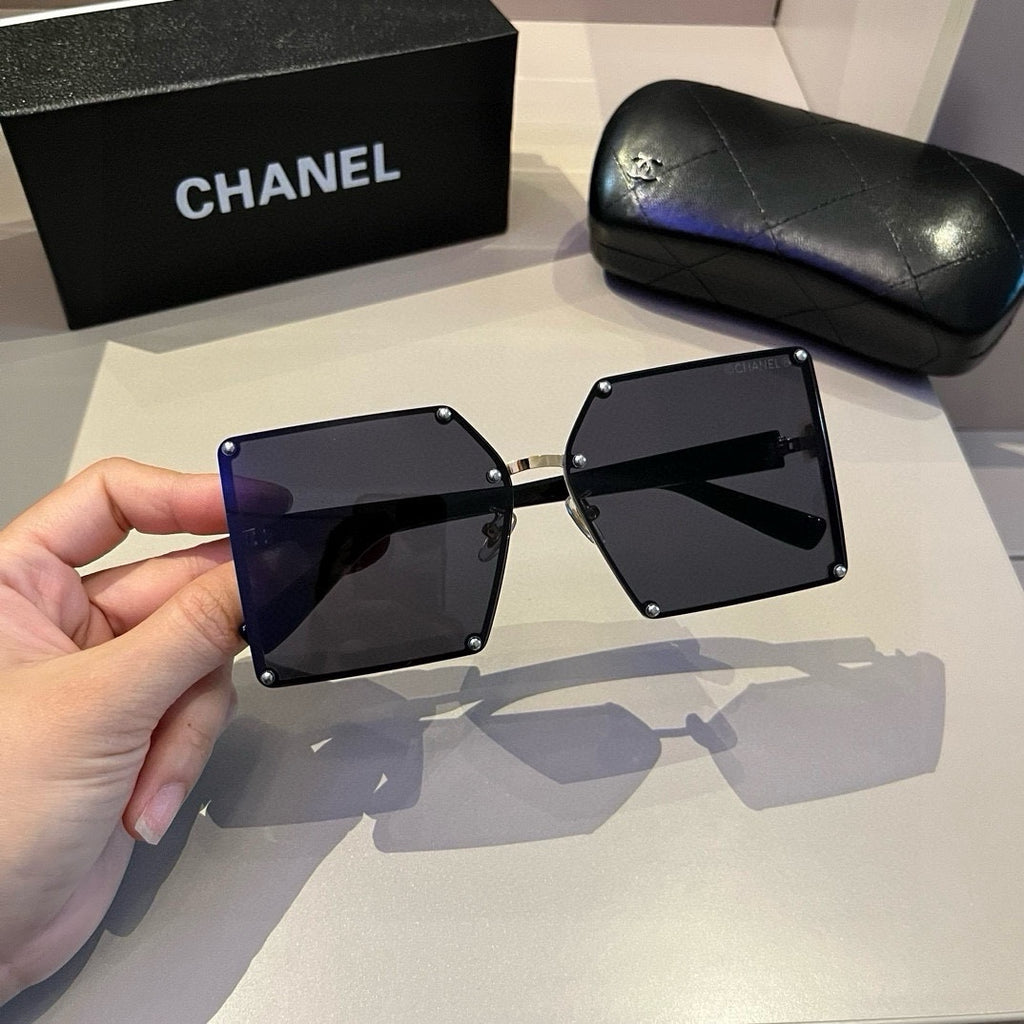 Chanel Fashion Black Lens Sunglasses for Men & Women - 997706 - detail image 4