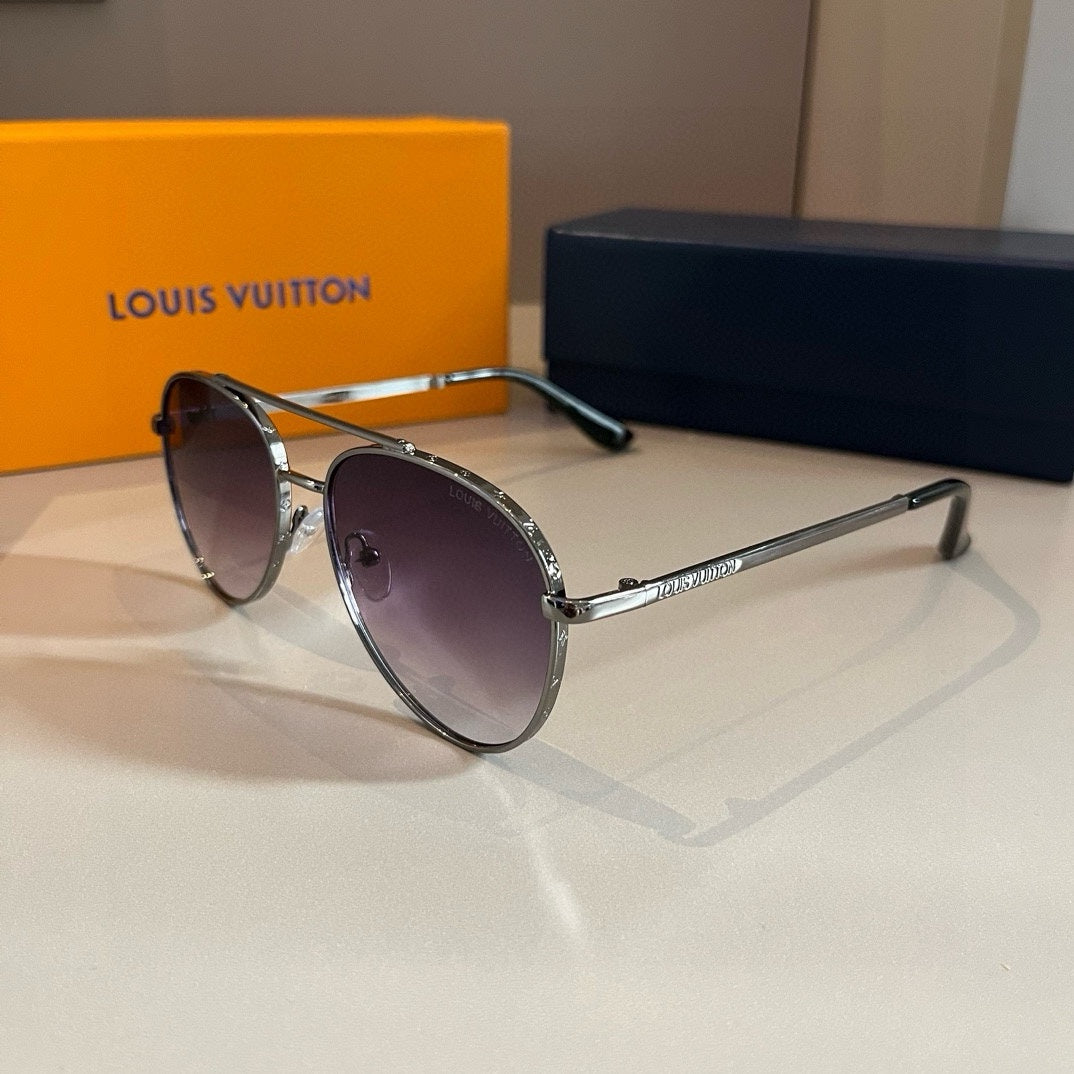 Louis Vuitton Polarized Fashion Gold Lens Sunglasses for Men & Women - detail image 3