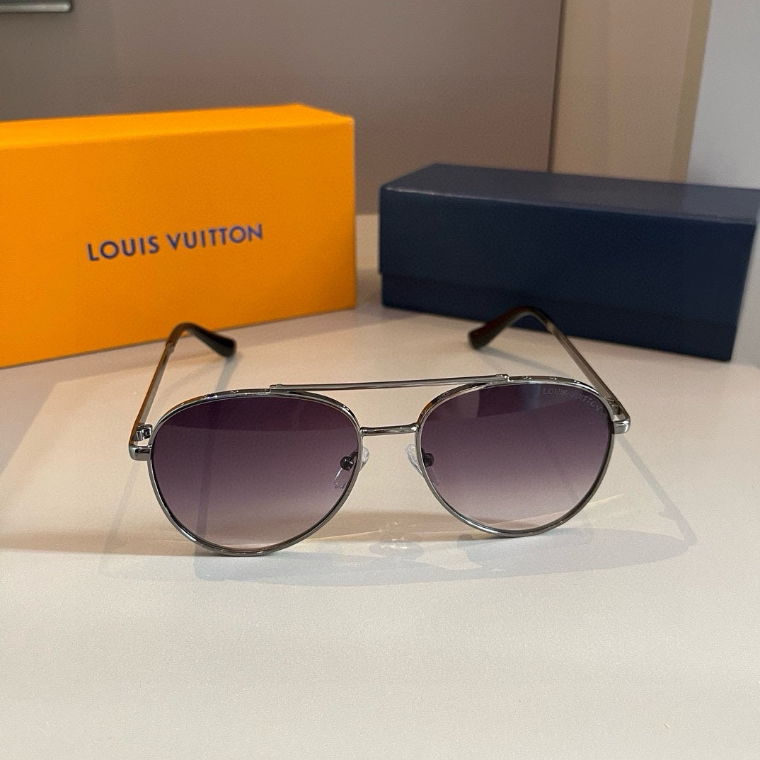 Louis Vuitton Polarized Fashion Gold Lens Sunglasses for Men & Women - detail image 2