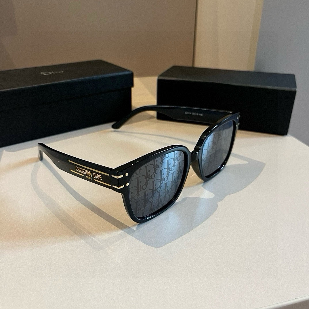 Dior Fashion Gold Lens Sunglasses for Men & Women - 997963