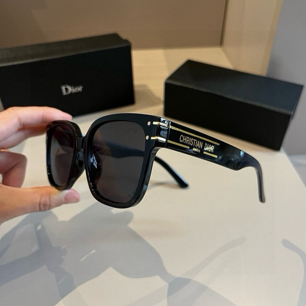 Dior Fashion Black Lens Sunglasses for Men & Women - 997964 - detail image 3