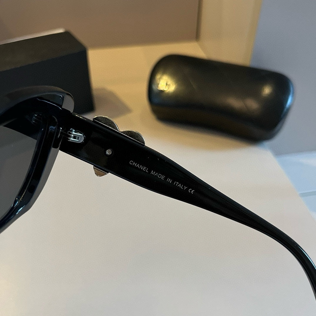 Chanel Fashion Gold Lens Sunglasses for Men & Women - 997717 - detail image 4