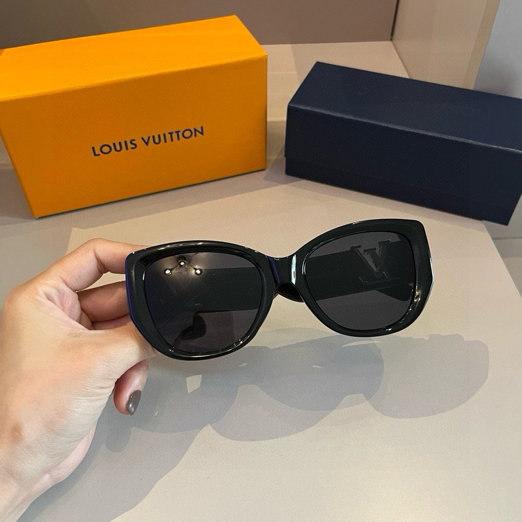 Louis Vuitton Fashion Gold Lens Sunglasses for Men & Women - 414927 - detail image 2