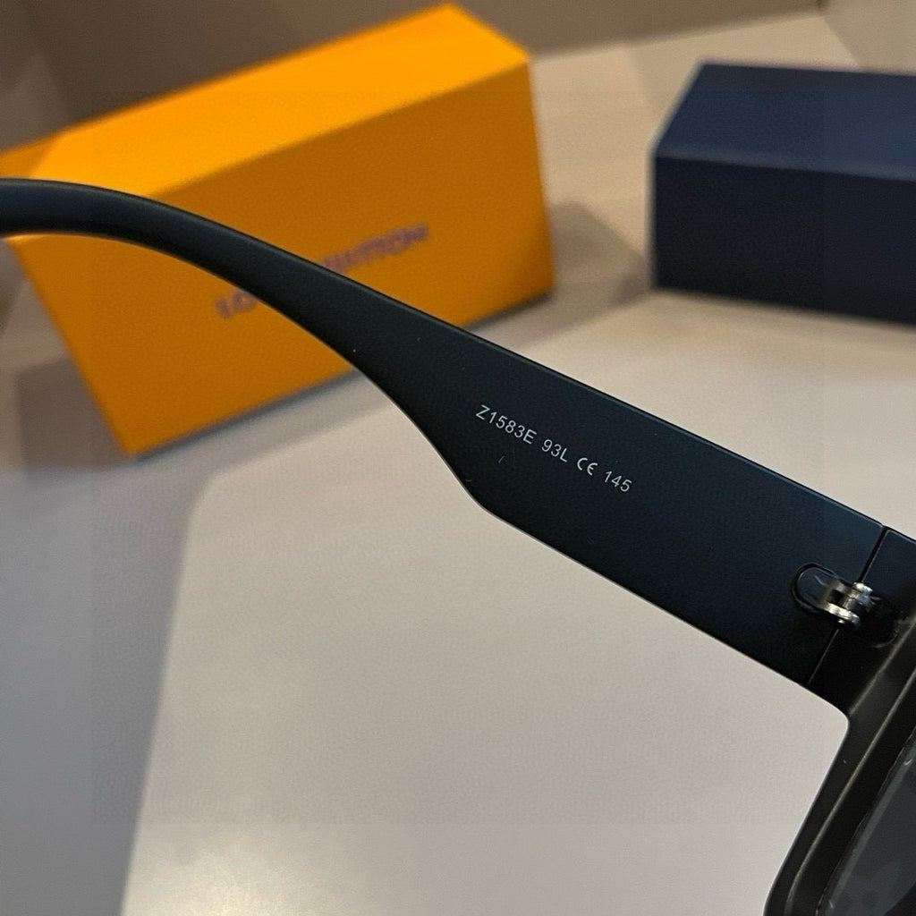 Louis Vuitton Fashion Blue Lens Sunglasses for Men & Women - 414923 - detail image 8
