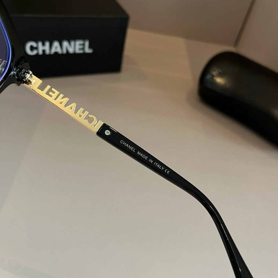 Chanel Oversized Silver Lens Sunglasses for Men & Women - 997719 - detail image 7