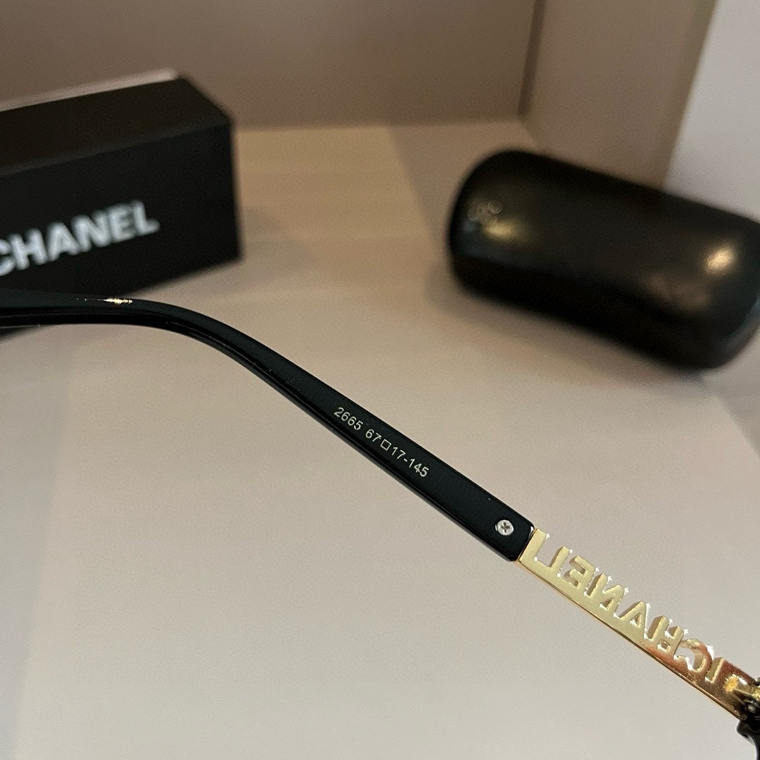 Chanel Oversized Silver Lens Sunglasses for Men & Women - 997719 - detail image 8