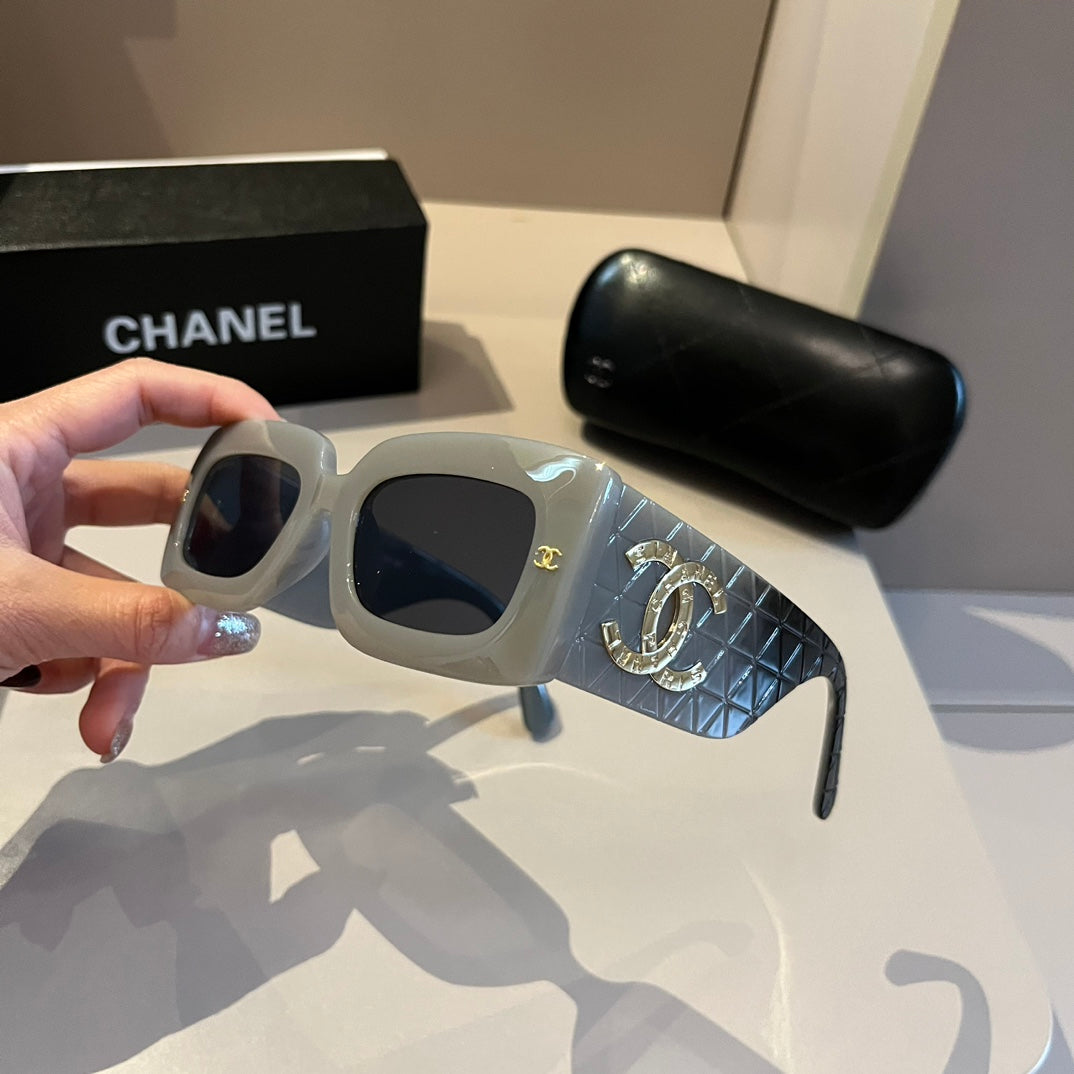 Chanel Fashion Gray Lens Sunglasses for Men & Women - 415353 - detail image 3