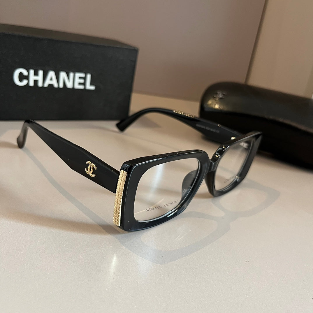 Chanel Oversized Silver Lens Sunglasses for Men & Women - 997720