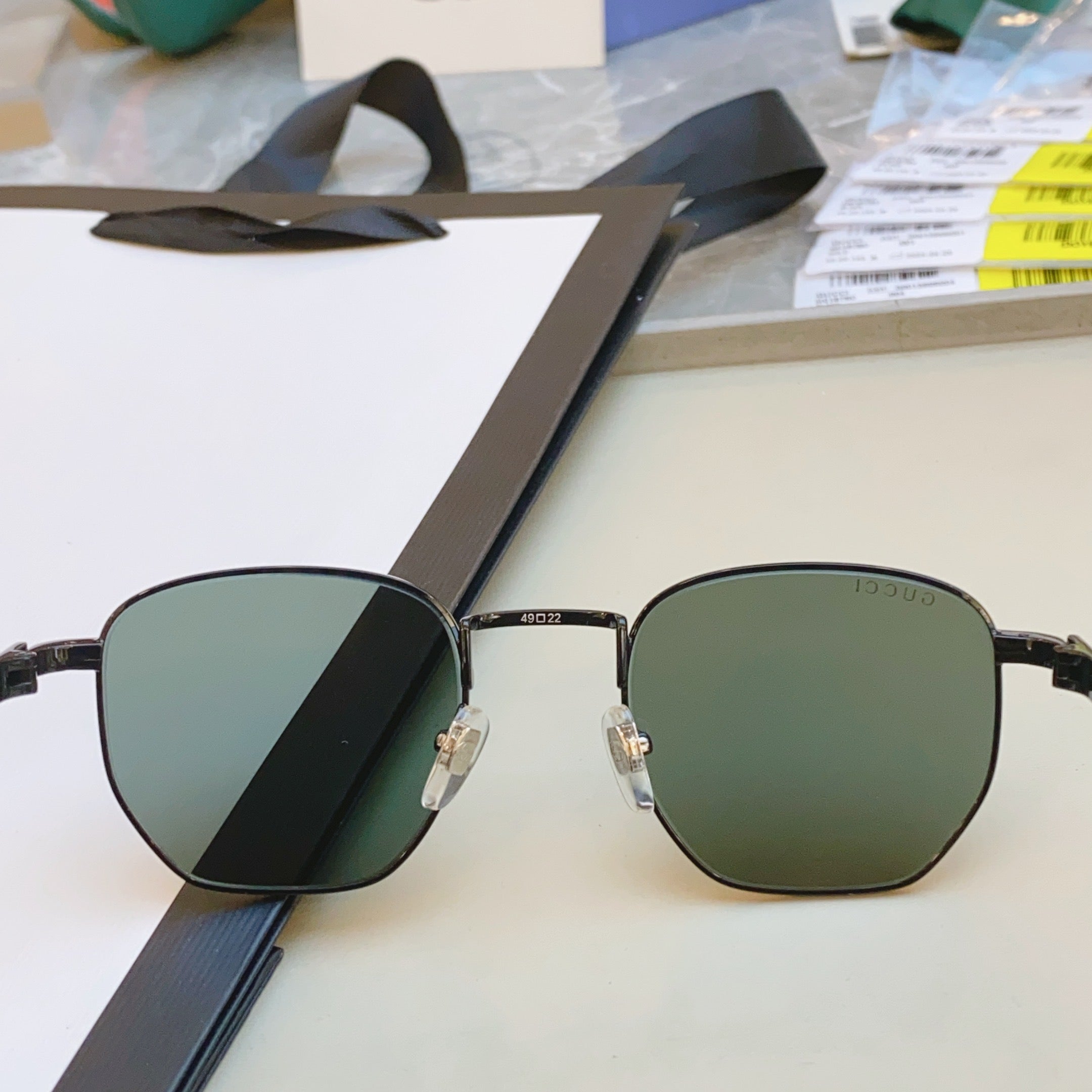 Gucci GG1878O Fashion Gray Lens Sunglasses for Men & Women - 431385 - detail image 6