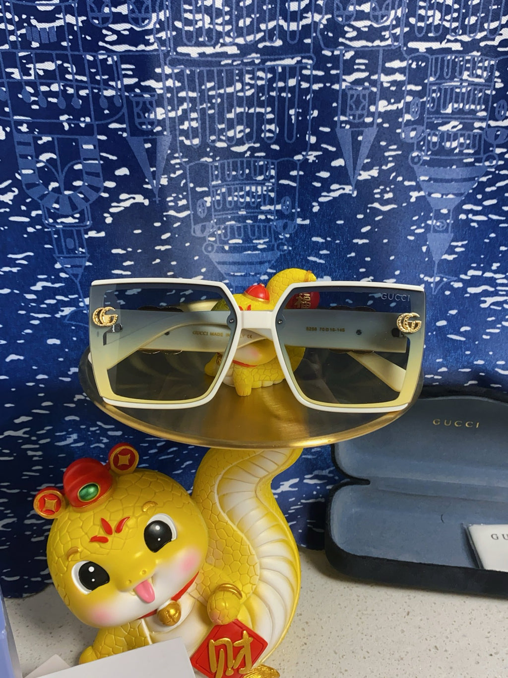 Gucci Polarized Fashion Silver Lens Sunglasses for Women - 357873 - detail image 10