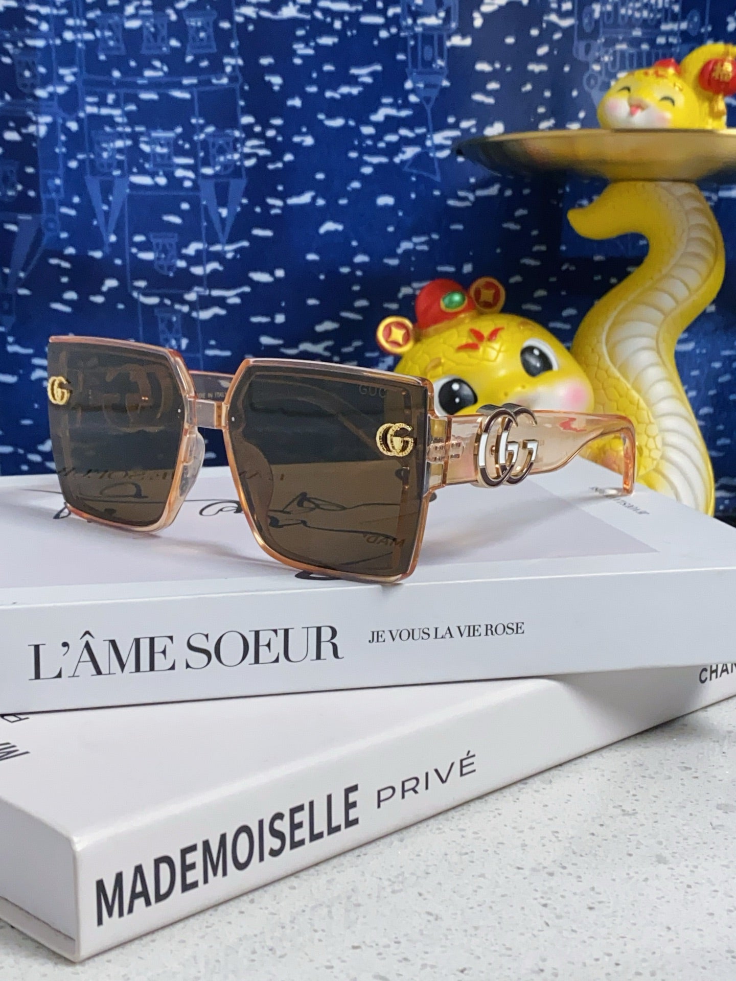 Gucci Polarized Fashion Brown Lens Sunglasses for Women - 357875
