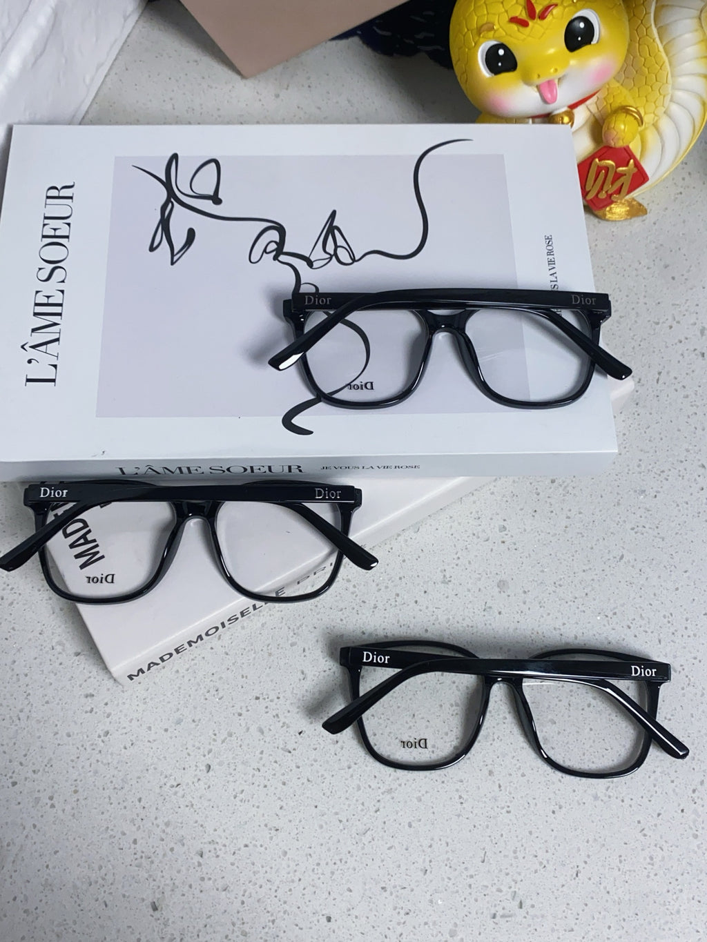 Dior Photochromic Fashion Blue Lens Sunglasses for Men & Women - detail image 10