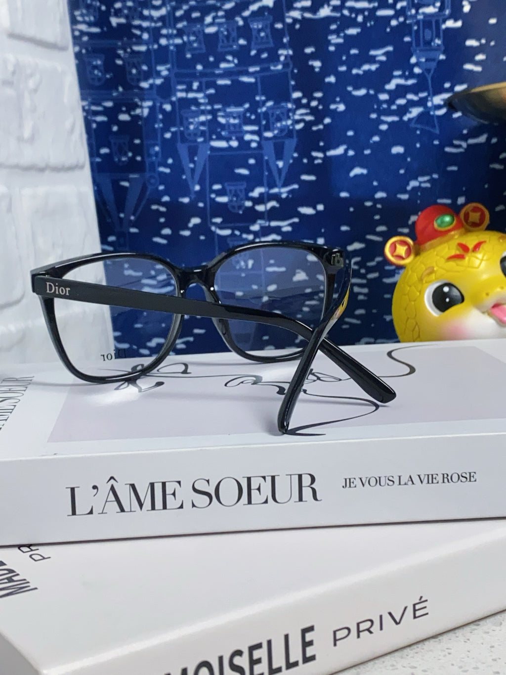 Dior Photochromic Fashion Blue Lens Sunglasses for Men & Women - 358191 - detail image 3