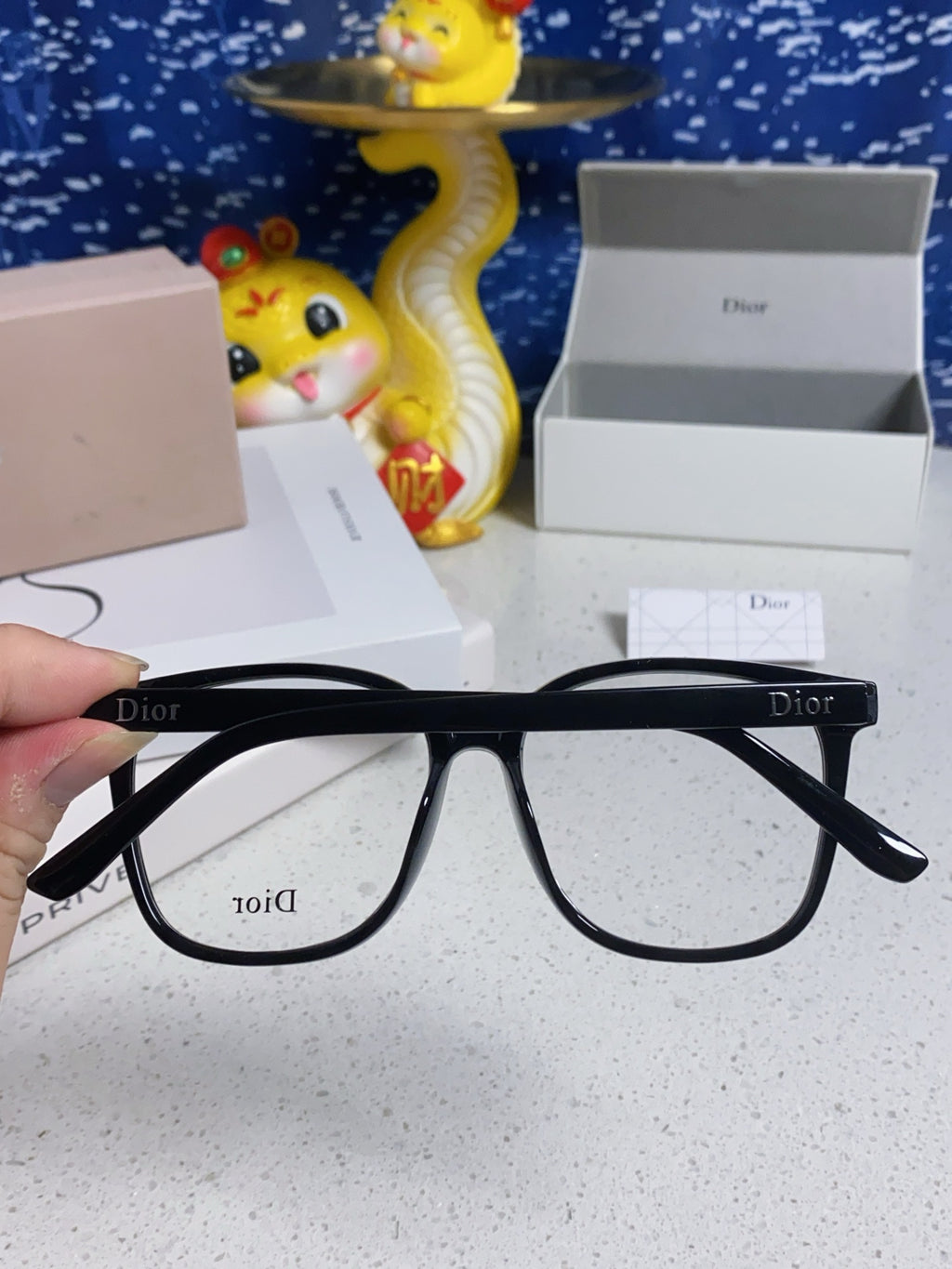 Dior Photochromic Fashion Blue Lens Sunglasses for Men & Women - detail image 5