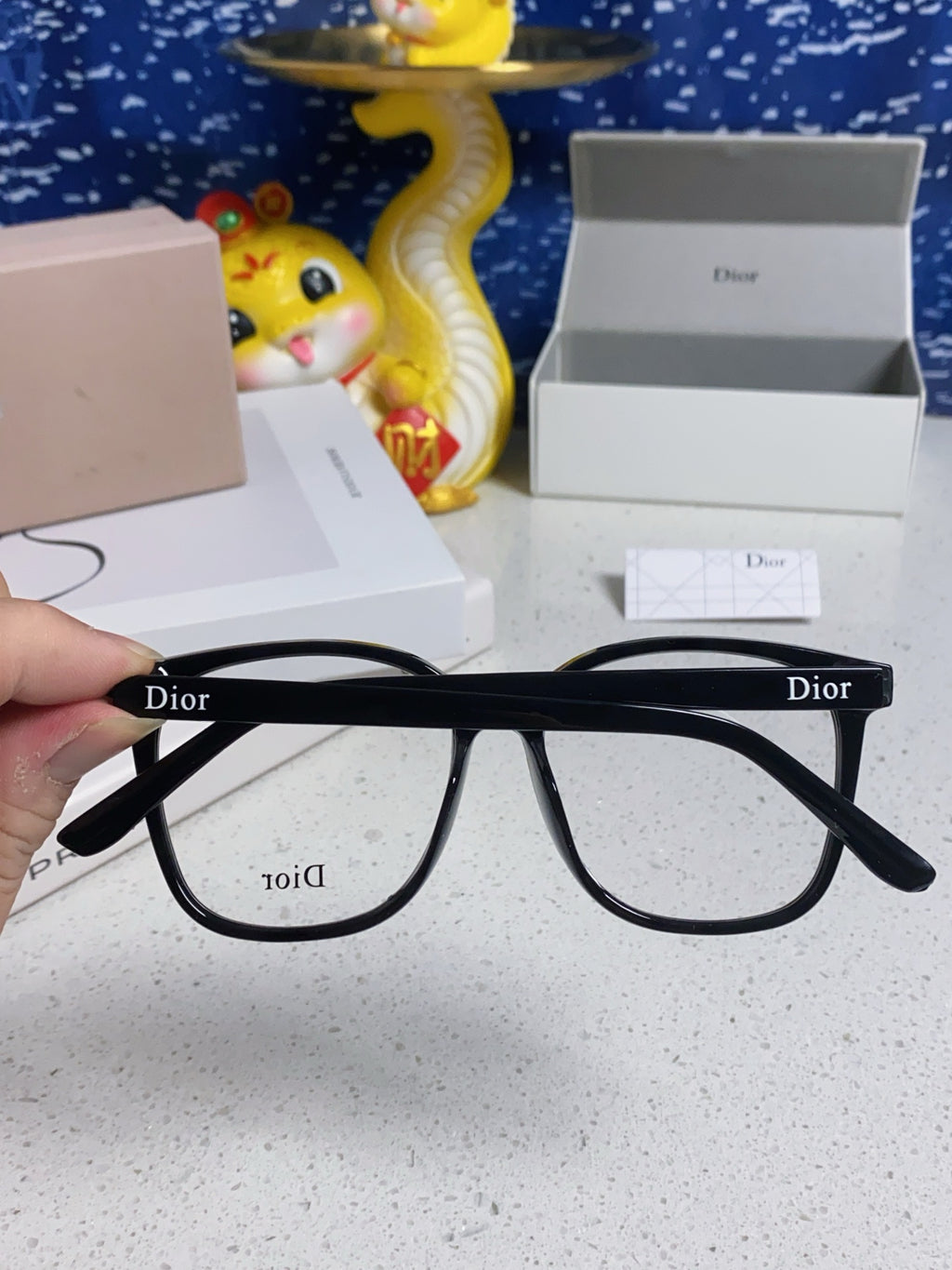 Dior Photochromic Fashion Brown Lens Sunglasses for Men & Women - 358192 - detail image 5