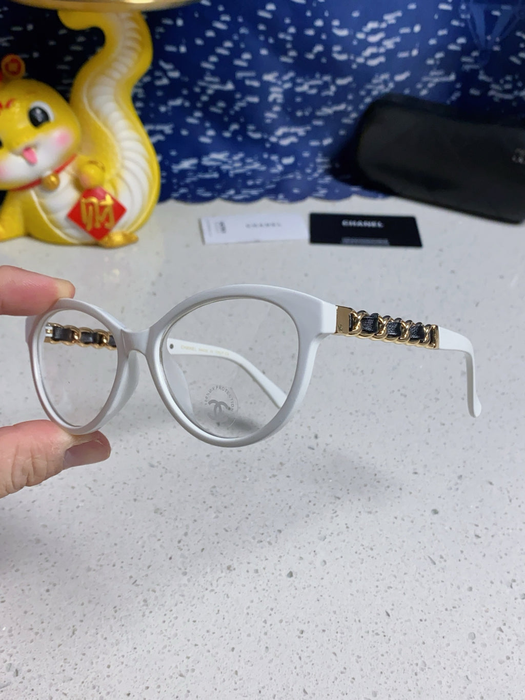 Chanel Cat-Eye Silver Lens Sunglasses for Women - 371685 - detail image 6