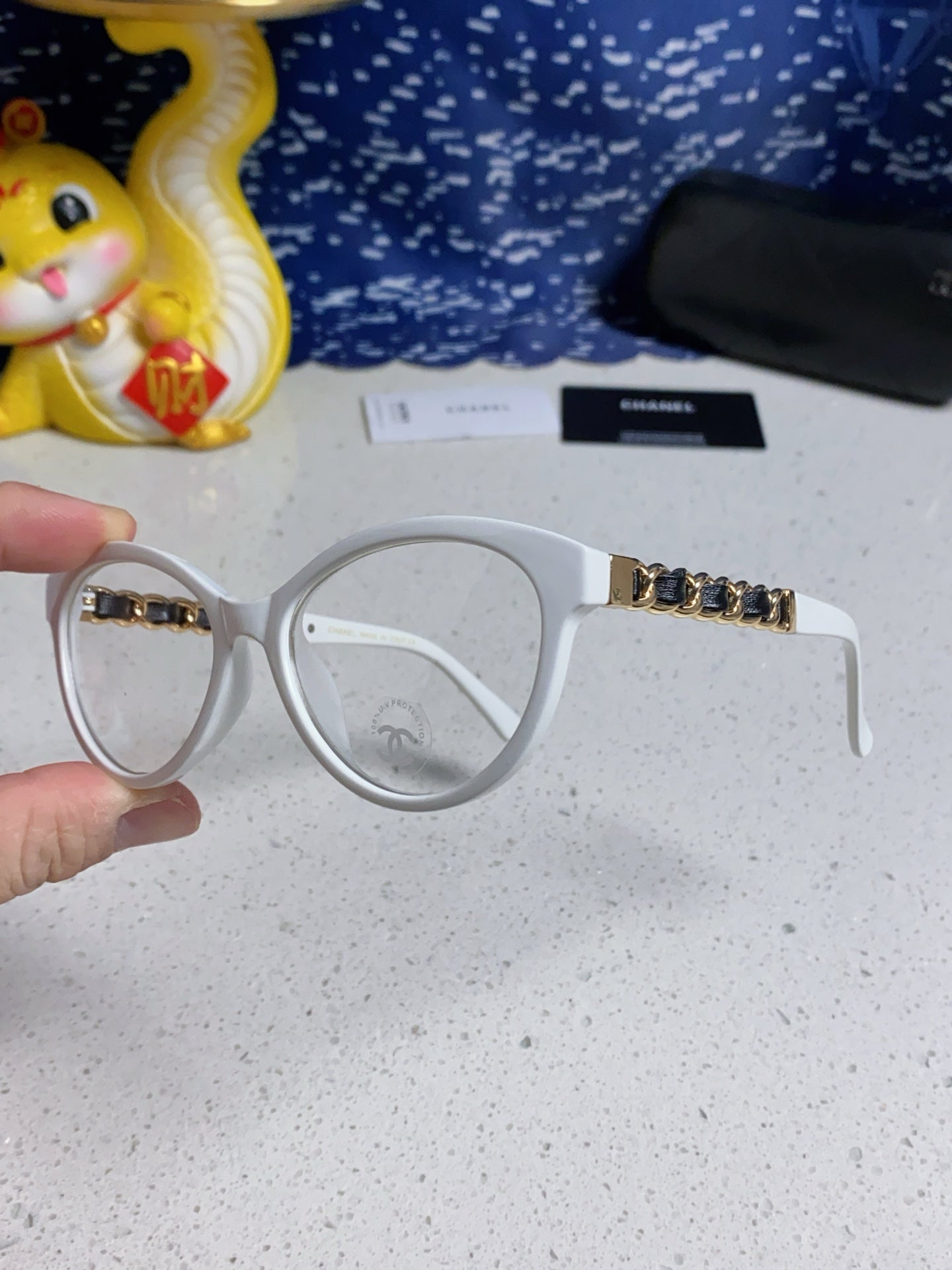 Chanel Cat-Eye Silver Lens Sunglasses for Women - 371685 - detail image 6