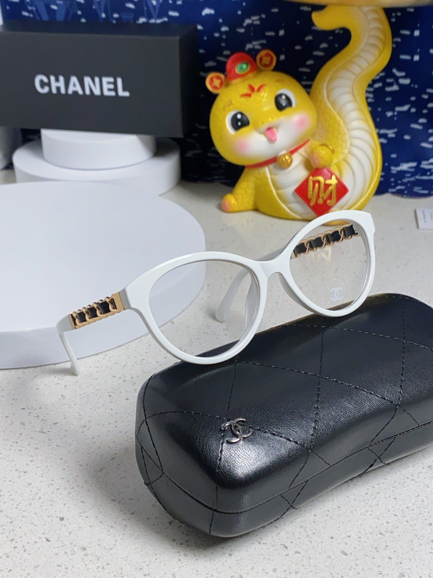 Chanel Cat-Eye Silver Lens Sunglasses for Women - 371685 - detail image 9