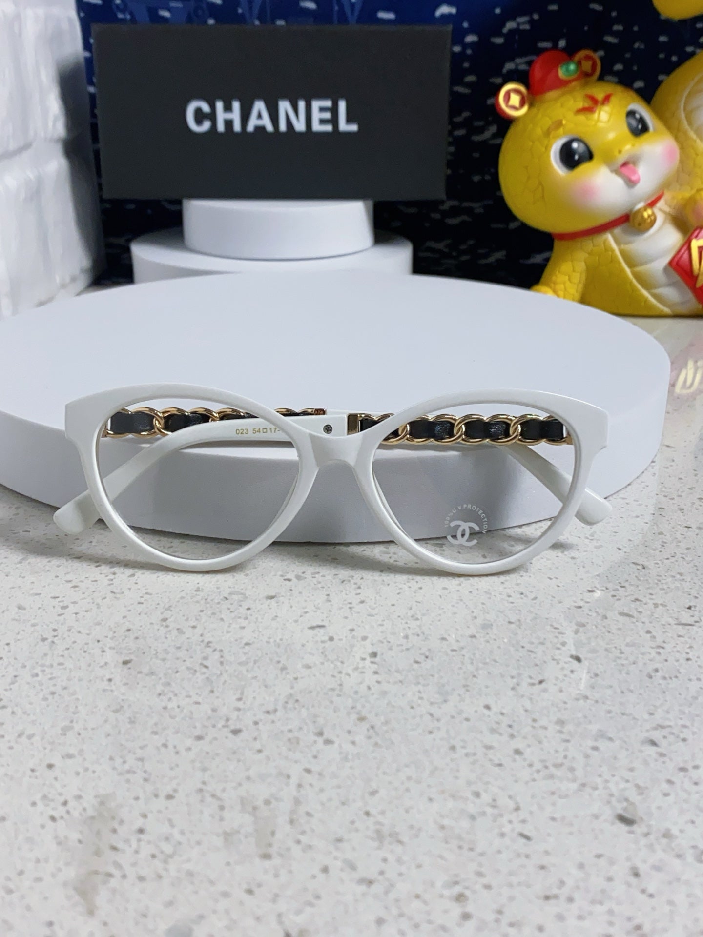 Chanel Cat-Eye Silver Lens Sunglasses for Women - 371685 - detail image 8