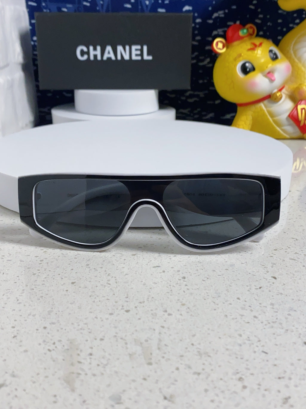 Chanel Fashion Silver Lens Sunglasses for Women - 371688 - detail image 8