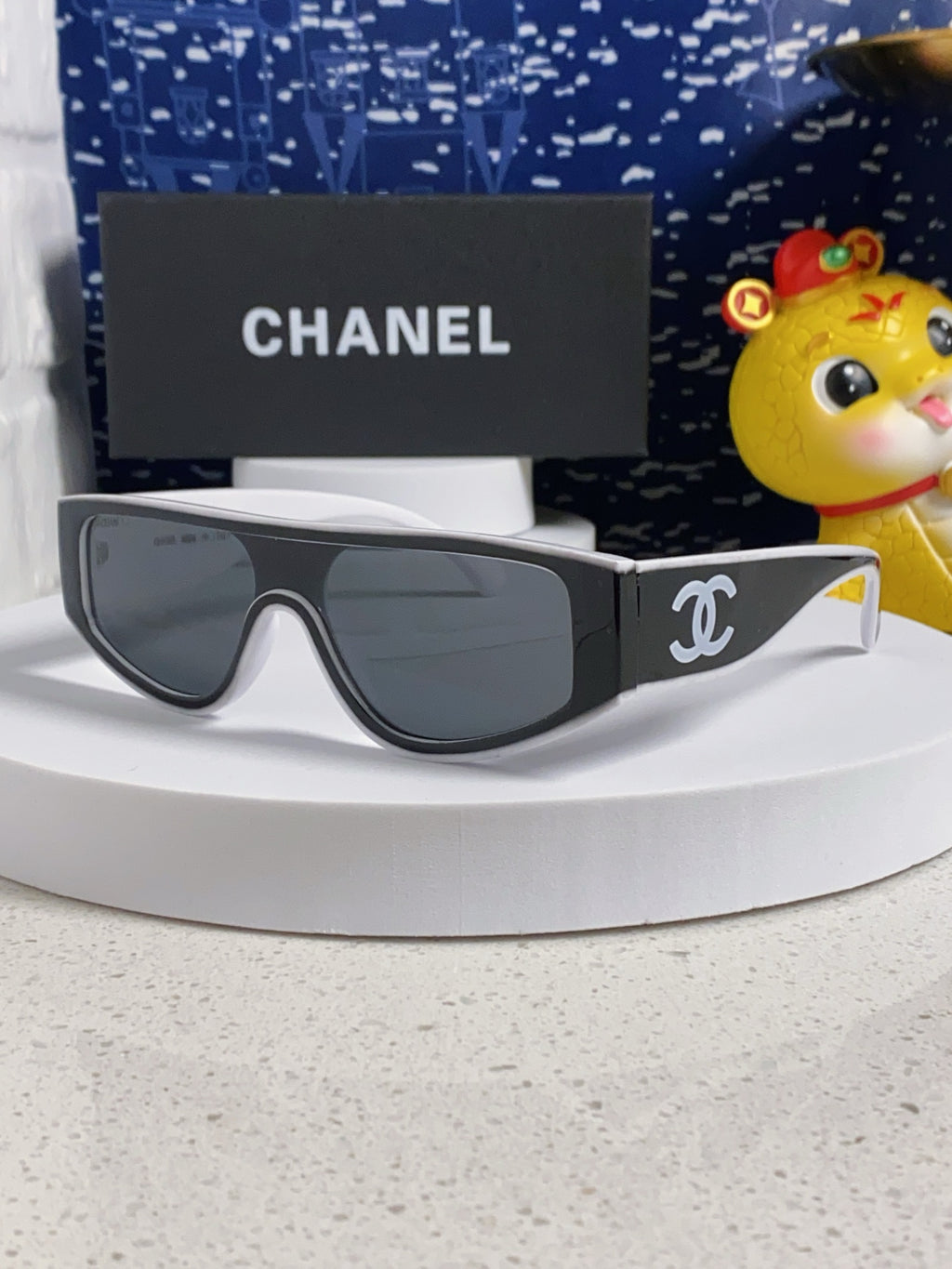 Chanel Fashion Silver Lens Sunglasses for Women - 371688